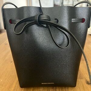 Mini Mini Bucket Bag - Black/Flamma
Saffiano Bag
